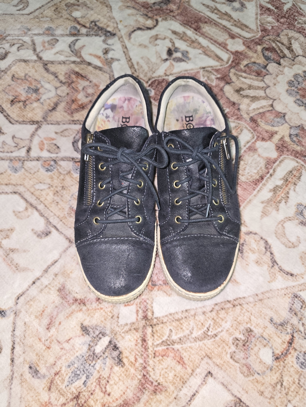 Born Tamara Black Leather Lace-Up Low-Top Sneakers with Side Zipper